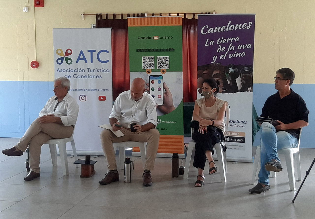 Canelones evaluó desarrollo de la temporada turística y avanzó en la agenda para los próximos meses
