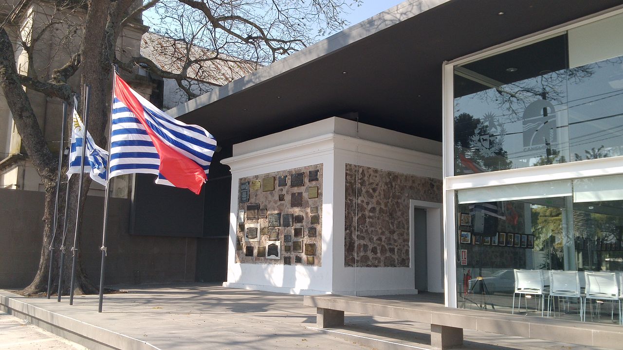 Centro Cultural Casa de Artigas